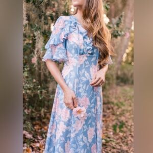 Gal Meets Glam Maxi Blue Pink Floral Shelby Dress Tie Neck Size 4